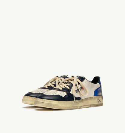 Man MEDALIST LOW SUPER VINTAGE SNEAKERS IN WHITE, SPACE BLUE AND BLUE LEATHER