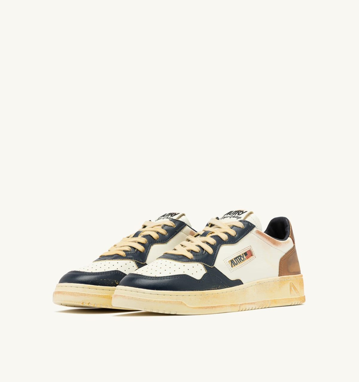 Man MEDALIST LOW SUPER VINTAGE SNEAKERS IN WHITE COPPER AND SPACE LEATHER