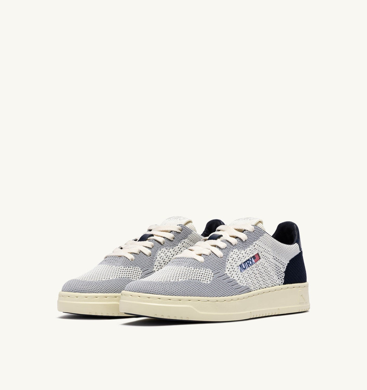 Man MEDALIST EASEKNIT LOW SNEAKERS IN IVORY WHITE SPACE AND LOFT KNIT