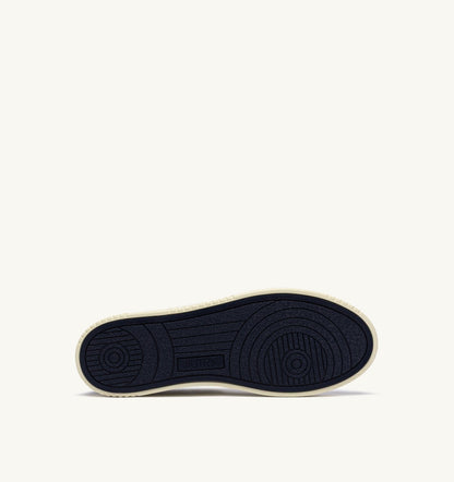 Man MEDALIST EASEKNIT LOW SNEAKERS IN IVORY WHITE SPACE AND LOFT KNIT