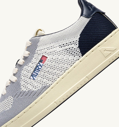 Man MEDALIST EASEKNIT LOW SNEAKERS IN IVORY WHITE SPACE AND LOFT KNIT
