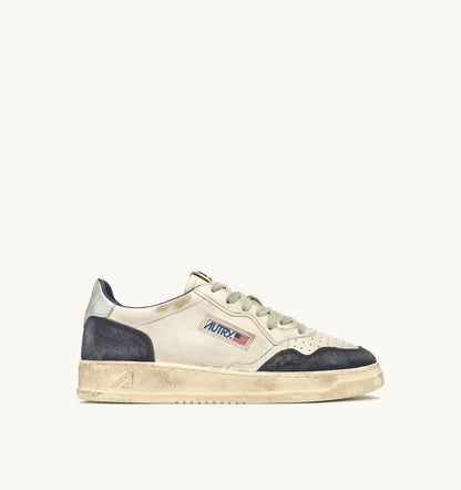 Man MEDALIST LOW SUPER VINTAGE SNEAKERS IN SPACE BLUE AND SILVER LEATHER SUEDE