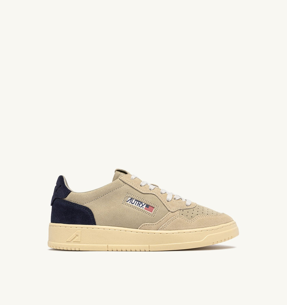 Man MEDALIST LOW TRICOLOR SNEAKERS IN SUEDE COLOR ECRU PAPYRUS AND BLUE SPACE