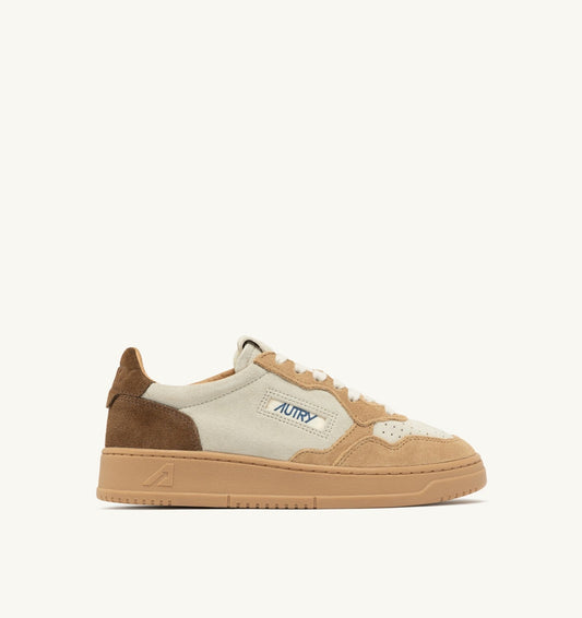 Man MEDALIST LOW TRICOLOR SNEAKERS IN TUNDRA EGG AND PEANUT SUEDE