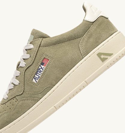 Man MEDALIST LOW SNEAKERS IN GRAY GREEN AND WHITE SUEDE