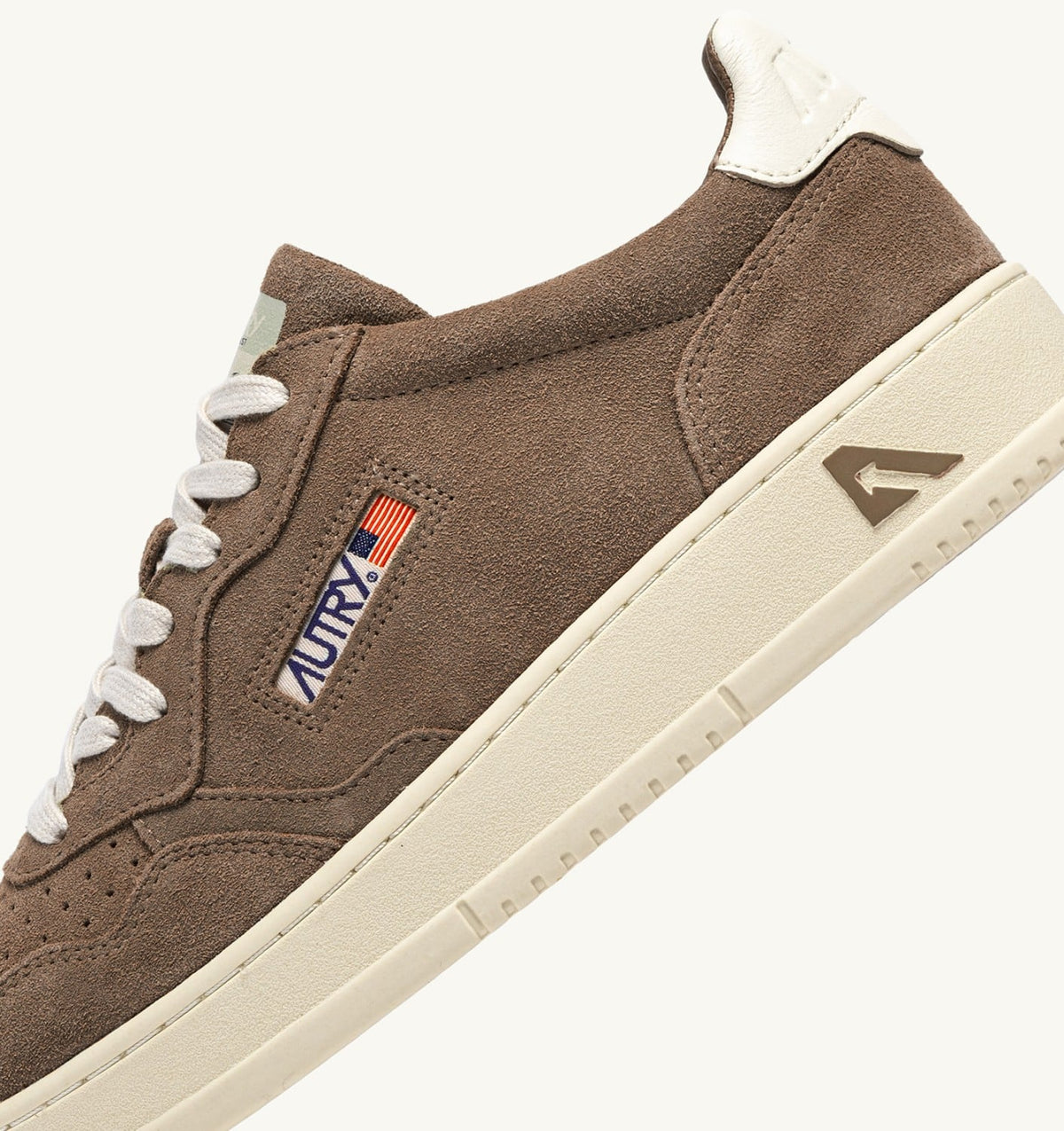 Man MEDALIST LOW SNEAKERS IN CIGAR AND WHITE SUEDE