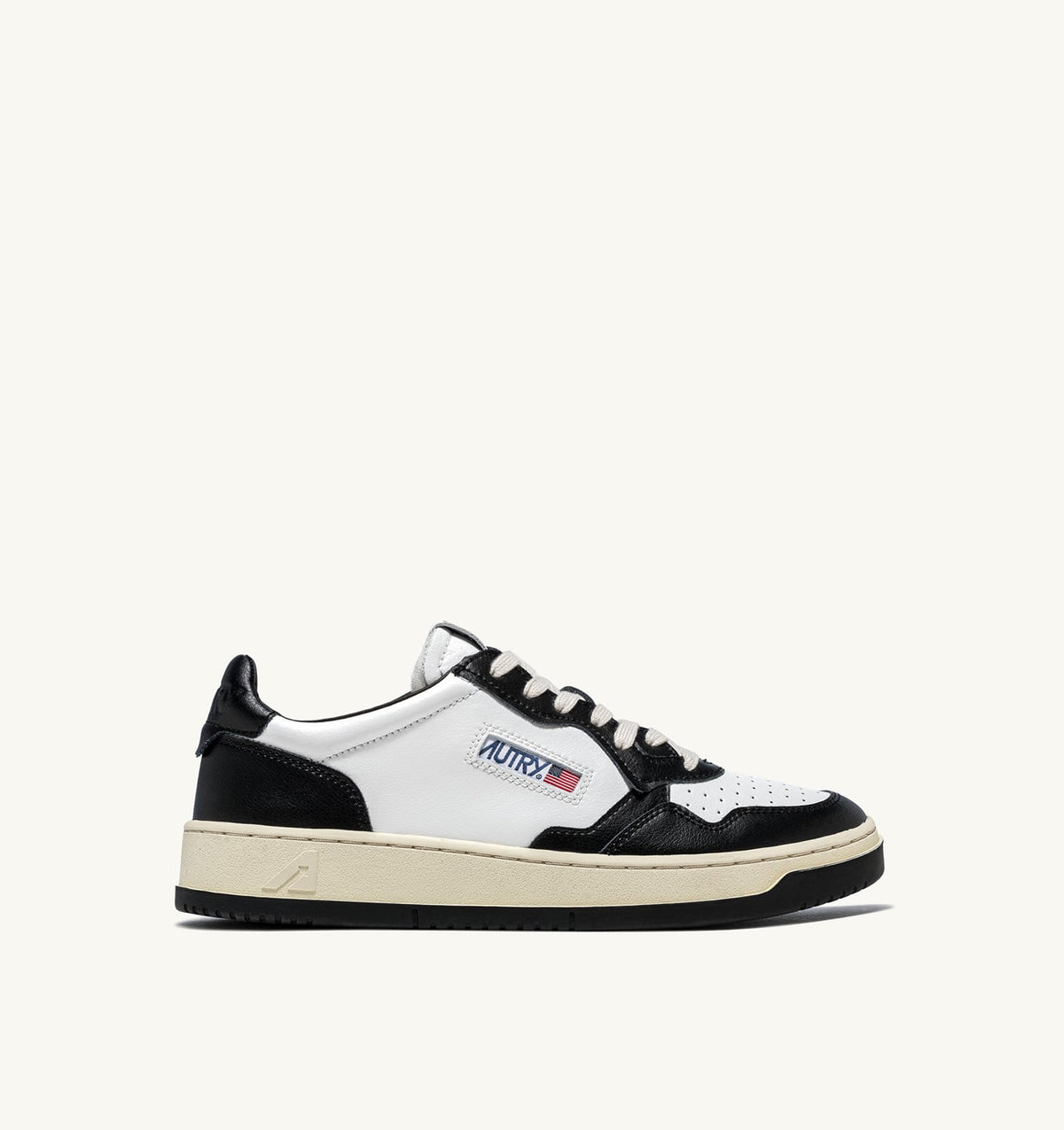 Man MEDALIST LOW BICOLOR SNEAKERS IN WHITE AND BLACK LEATHER