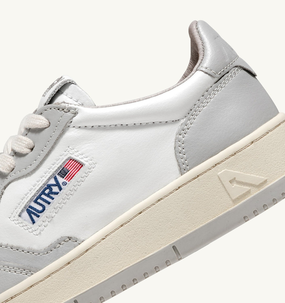 Man MEDALIST LOW BICOLOR SNEAKERS IN WHITE AND VAPOR LEATHER