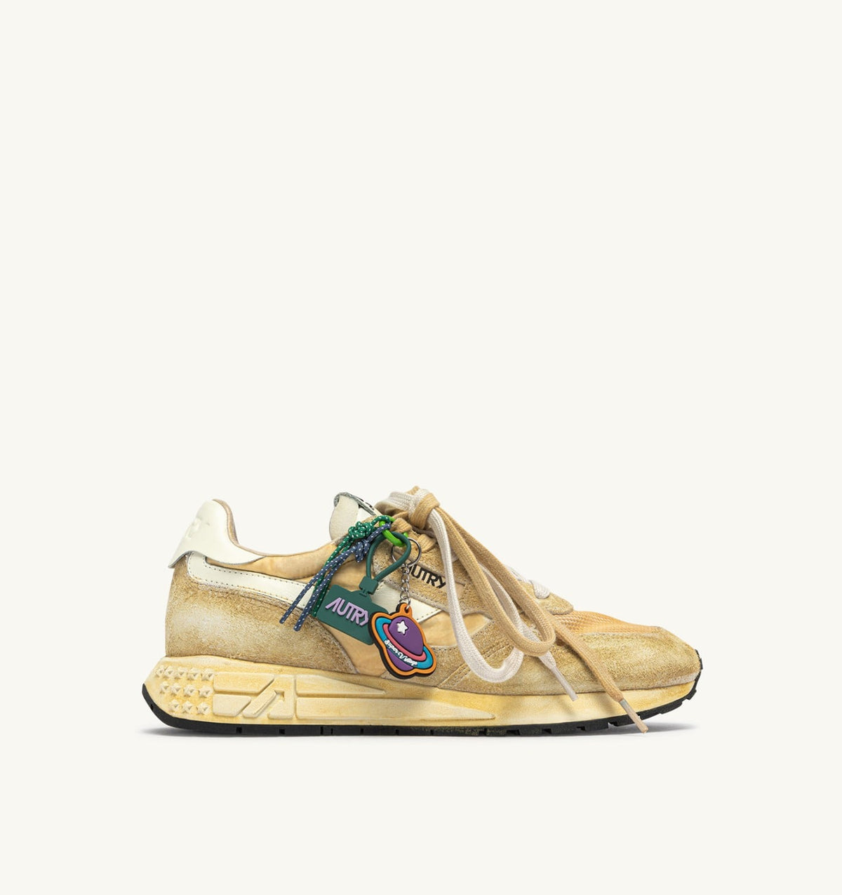 Man REELWIND SUPER VINTAGE SNEAKERS IN YOLK YELLOW AND WHITE SUEDE AND NYLON