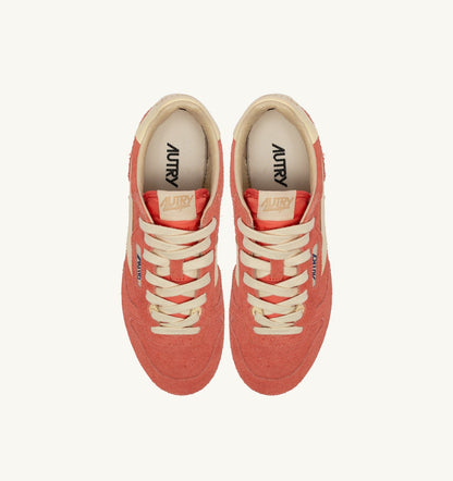 Man WINDSPIN SNEAKERS IN BLUSH AND RUTABAGA SUEDE AND LEATHER