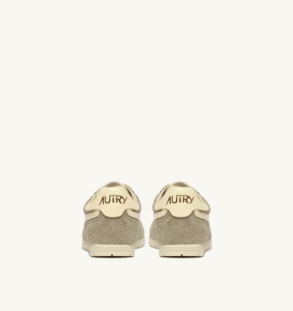 Man WINDSPIN SNEAKERS IN GRAY GREEN AND RUTABAGA SUEDE AND LEATHER