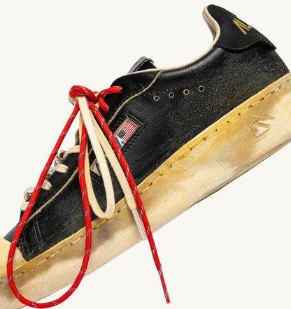 Man DALLAS LOW SUPER VINTAGE SNEAKERS IN BLACK LEATHER