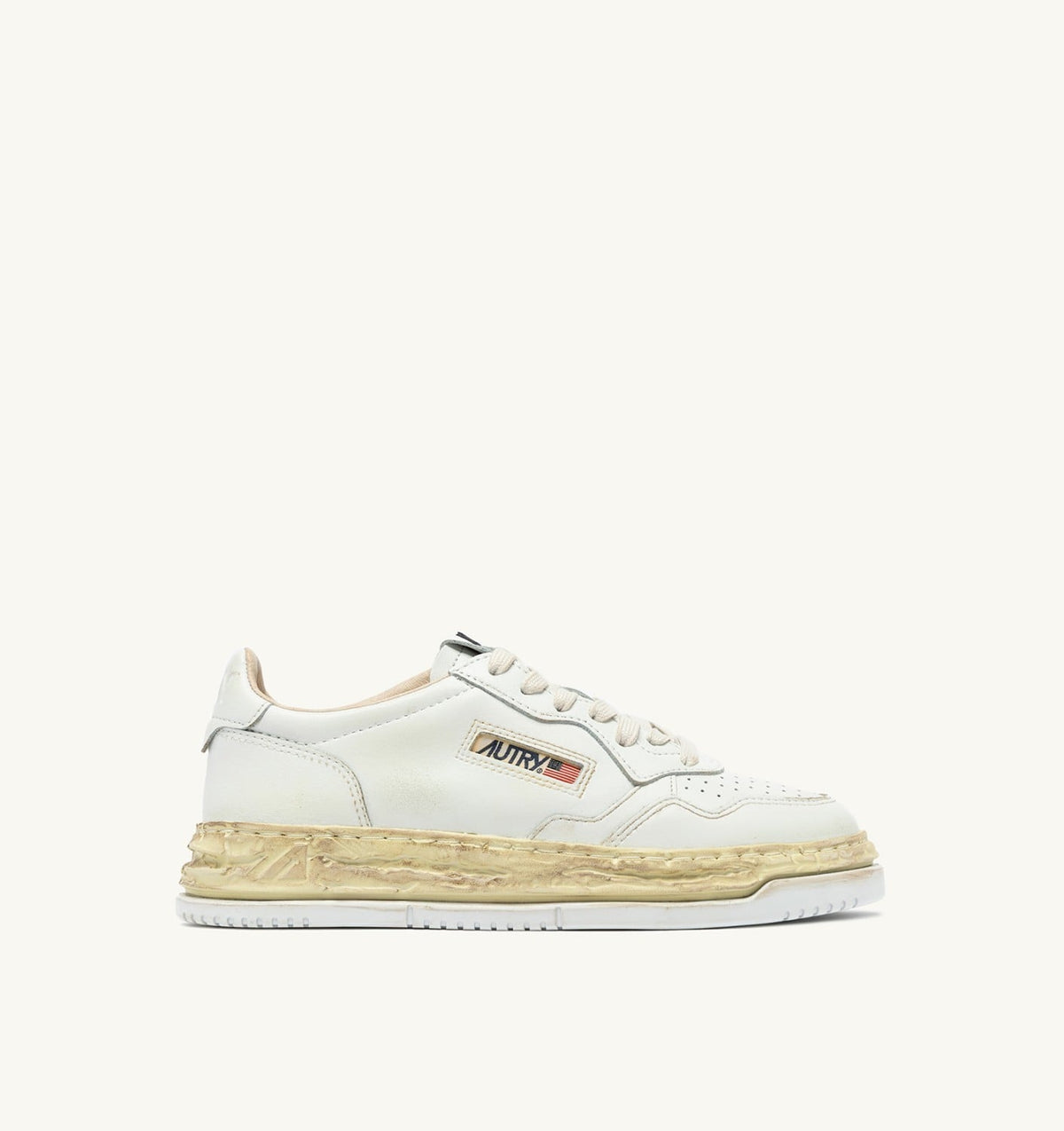 Man MEDALIST LOW SUPER VINTAGE 'Autry x Maison MIHARA YASUHIRO General Scale.' SNEAKERS IN WHITE LEATHER