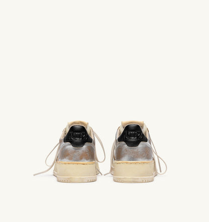 Woman MEDALIST LOW SUPER VINTAGE SNEAKERS IN SILVER, PLATINUM AND BLACK LEATHER