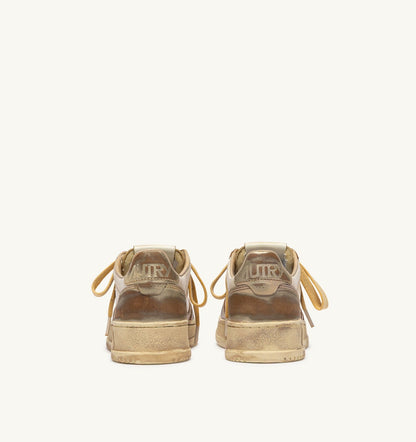 Woman MEDALIST LOW SUPER VINTAGE SNEAKERS IN SILVER AND PLATINUM LEATHER