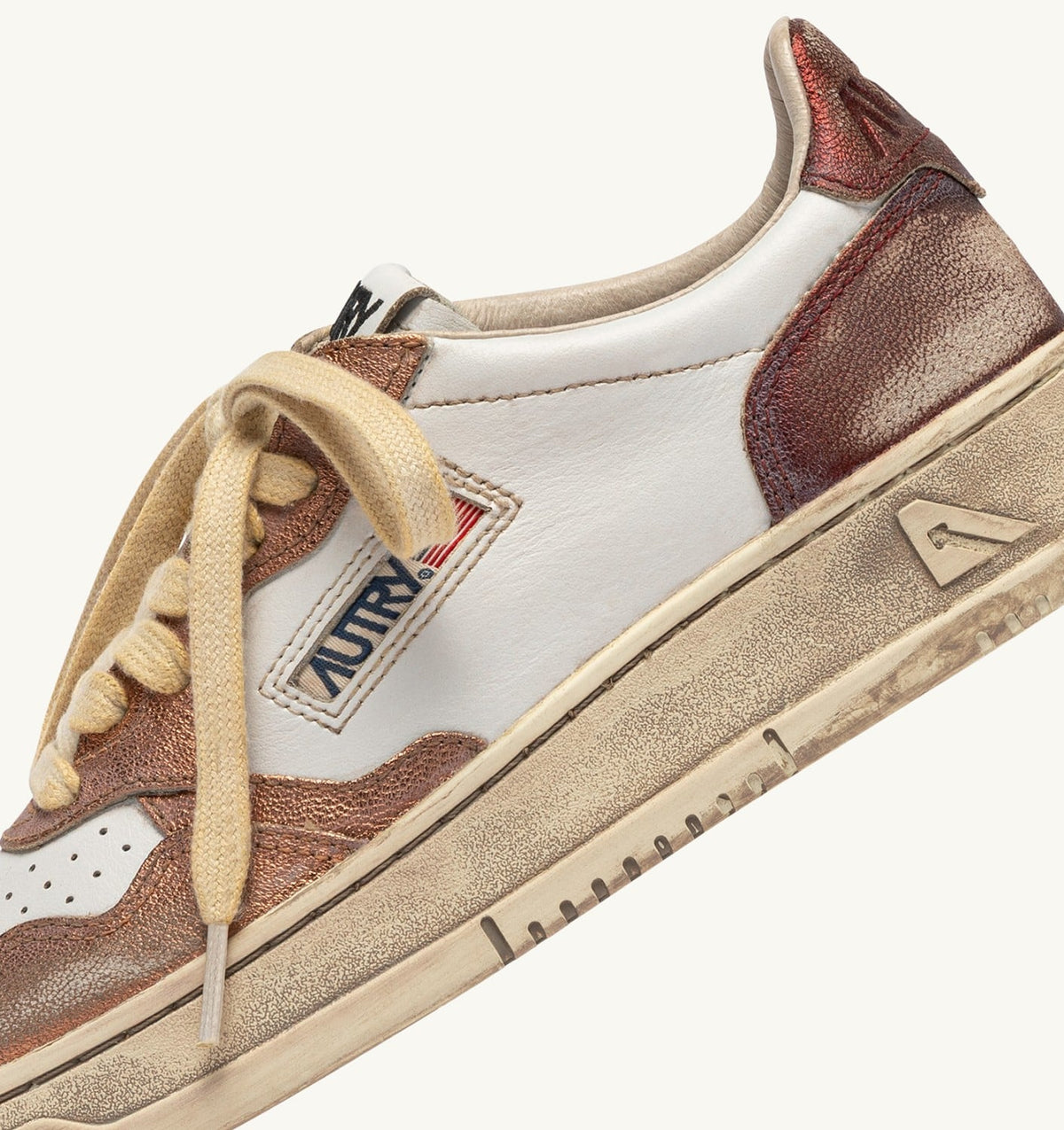 Woman MEDALIST LOW SUPER VINTAGE SNEAKERS IN RISING SUN AND JASPER LEATHER
