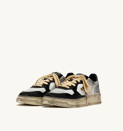 Woman MEDALIST LOW SUPER VINTAGE SNEAKERS LOW IN WHITE BLACK AND SILVER LEATHER