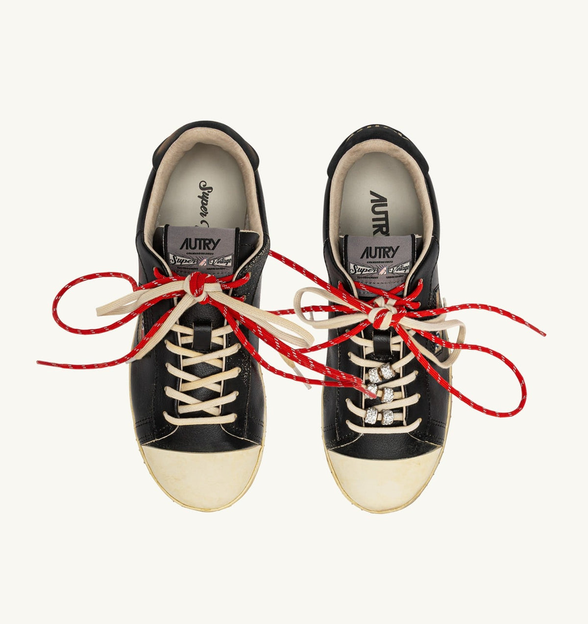 Woman DALLAS LOW SUPER VINTAGE SNEAKERS IN BLACK LEATHER