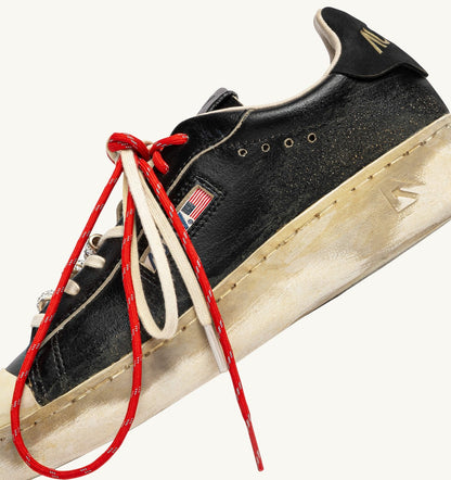 Woman DALLAS LOW SUPER VINTAGE SNEAKERS IN BLACK LEATHER