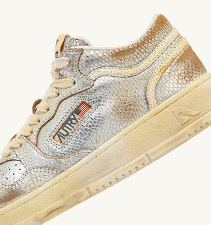 Woman MED-WAY SUPER VINTAGE SNEAKERS IN SILVER AND MARSHMALLOW SNAKE-PRINT LEATHER
