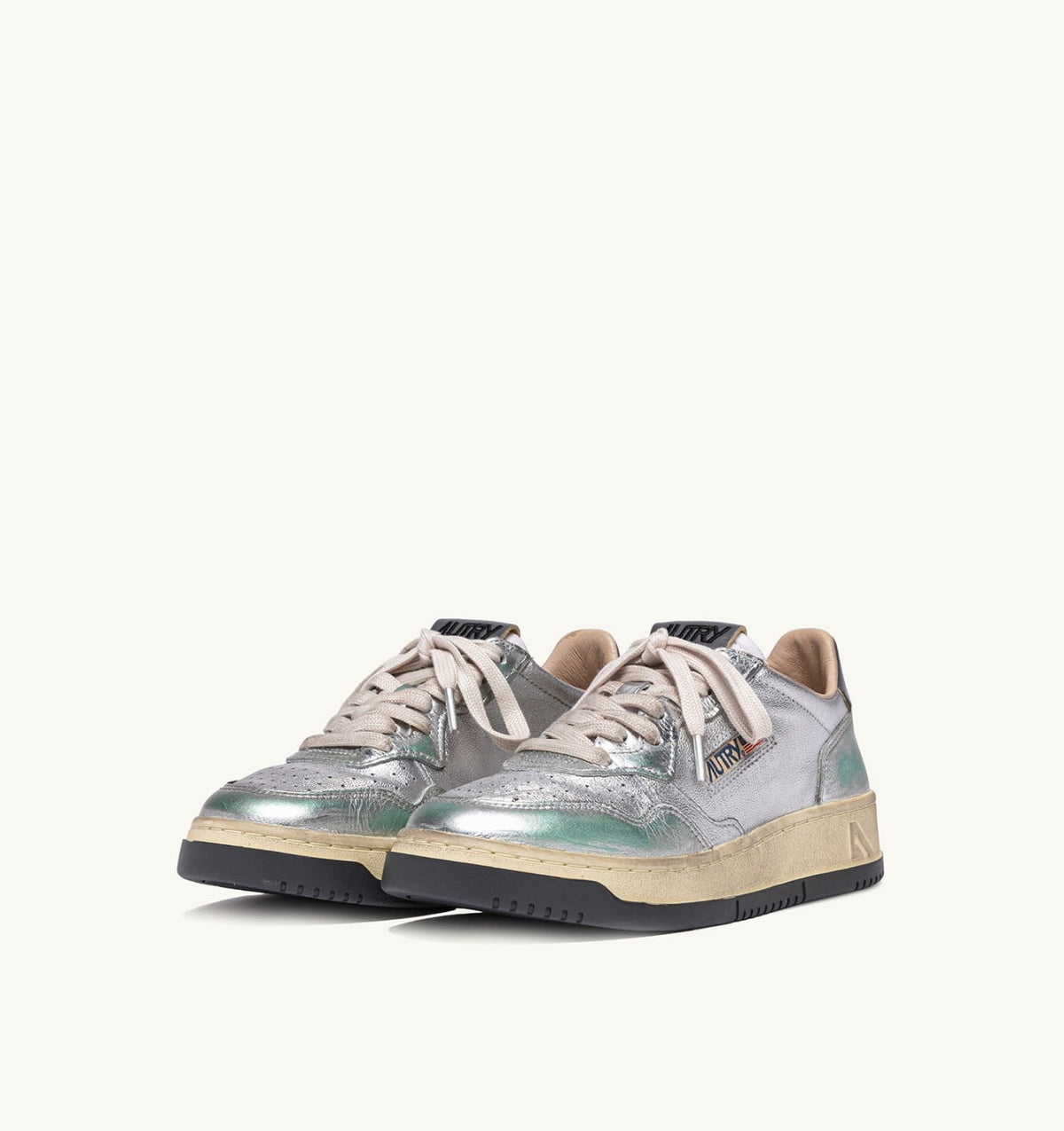 Woman MEDALIST LOW SNEAKERS SUPER VINTAGE IN SILVER TONE METALIZED LEATHER