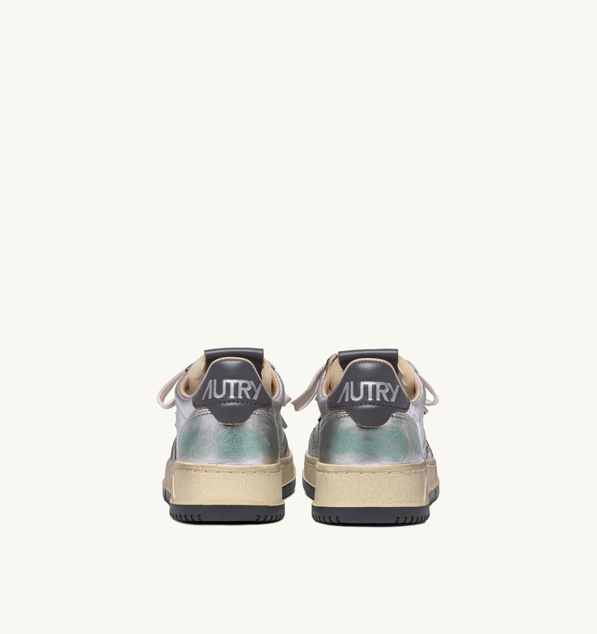 Woman MEDALIST LOW SNEAKERS SUPER VINTAGE IN SILVER TONE METALIZED LEATHER