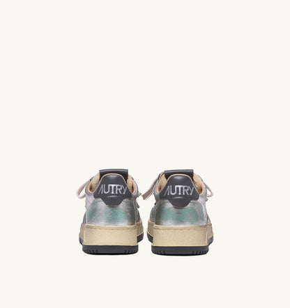 Woman MEDALIST LOW SNEAKERS SUPER VINTAGE IN SILVER TONE METALIZED LEATHER