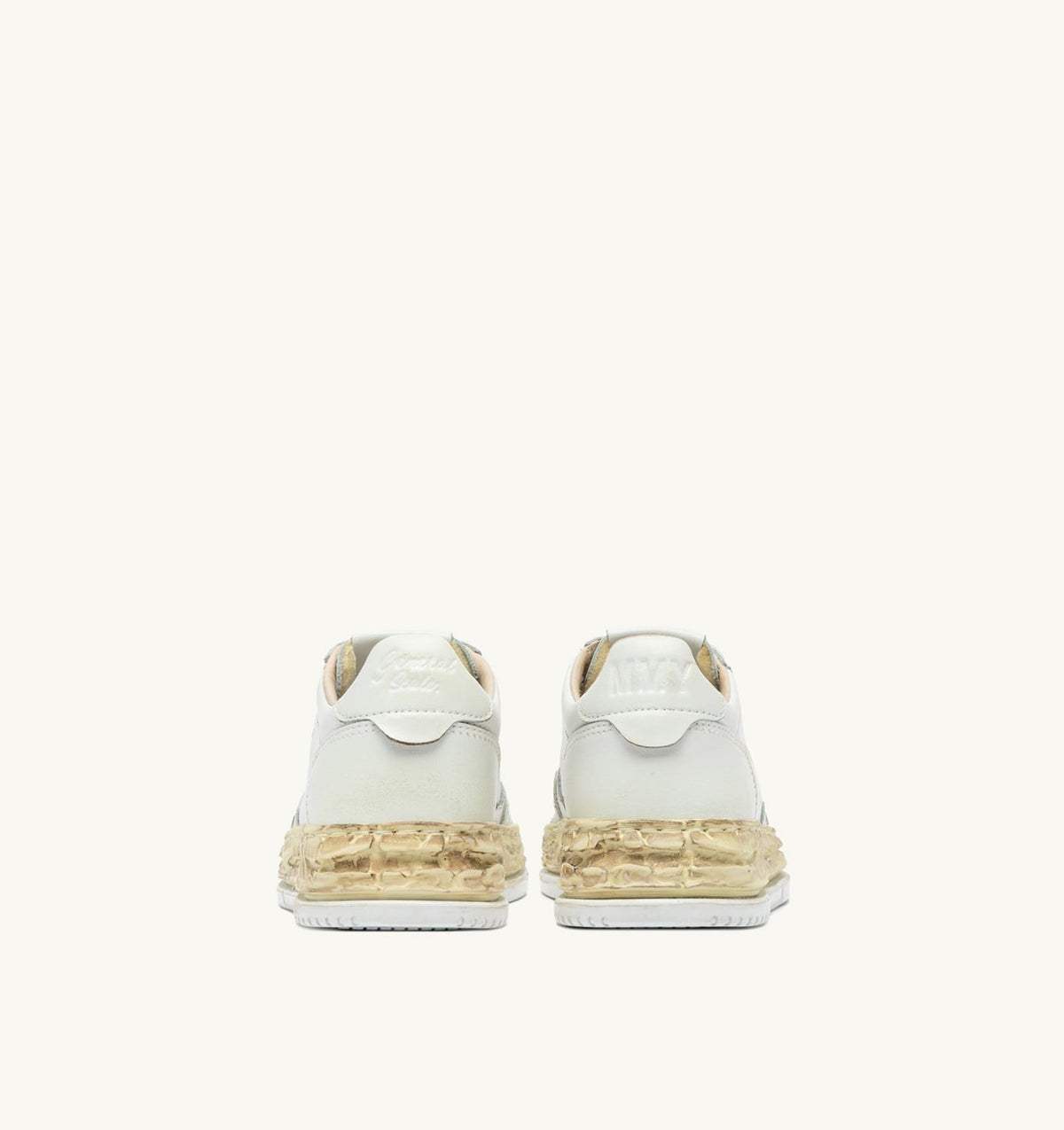 Woman MEDALIST LOW SUPER VINTAGE 'Autry x Maison MIHARA YASUHIRO General Scale.' SNEAKERS IN WHITE LEATHER