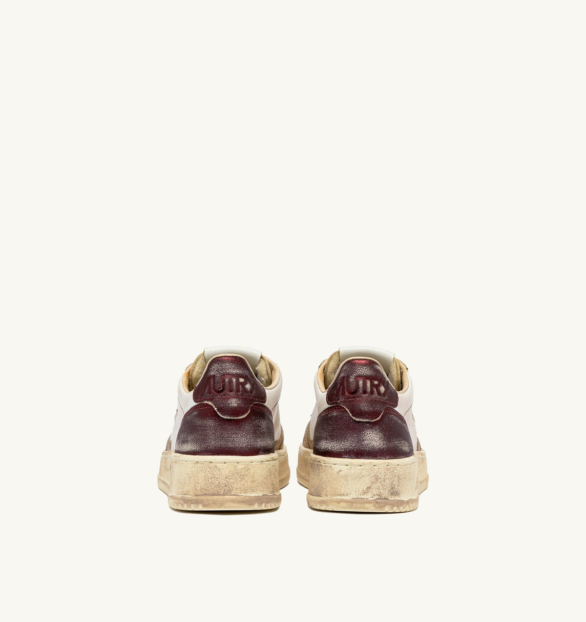 Woman MEDALIST LOW SUPER VINTAGE SNEAKERS IN PLATINUM AND VIOLET BRUSHED LEATHER