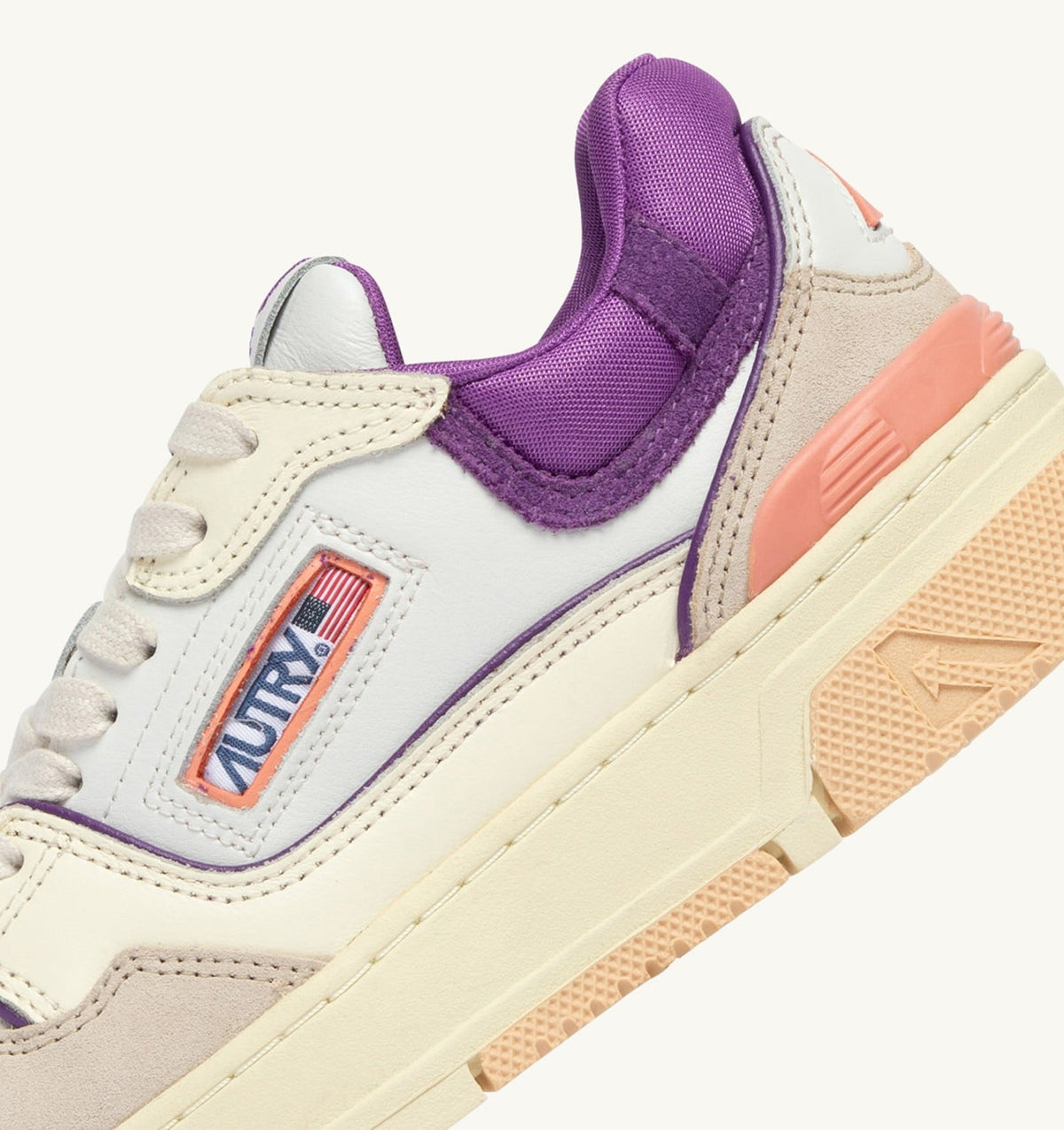 Woman SNEAKERS CLC LOW IN WHITE SAND AND DEWBERRY LEATHER AND SUEDE