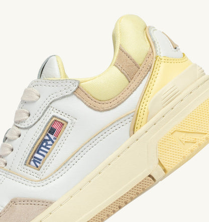 Woman SNEAKERS CLC LOW IN WHITE BOULDER AND LEMON MERINGUE LEATHER AND SUEDE