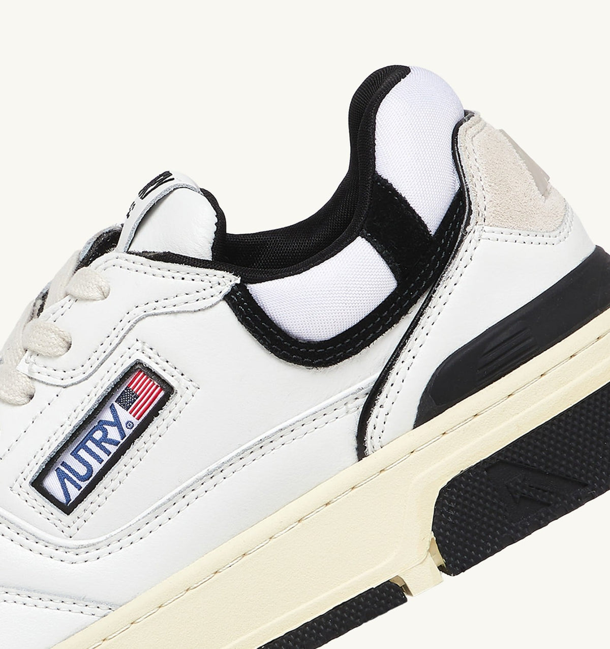 Woman CLC LOW SNEAKERS IN WHITE LEATHER AND BLACK SUEDE