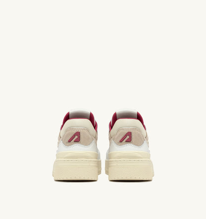 Woman CLC LOW SNEAKERS IN WHITE LEATHER AND SAND SUEDE