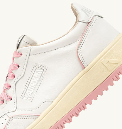 Woman GOLF LOW SNEAKERS IN WHITE AND CORAL BLUSH LEATHER