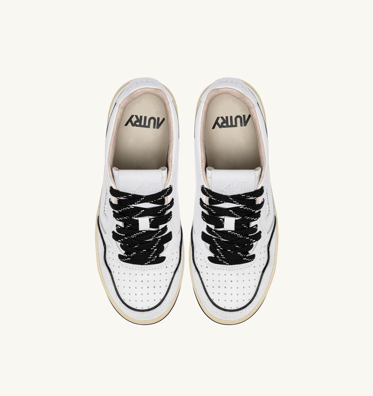 Woman GOLF LOW SNEAKERS IN WHITE AND BLACK LEATHER