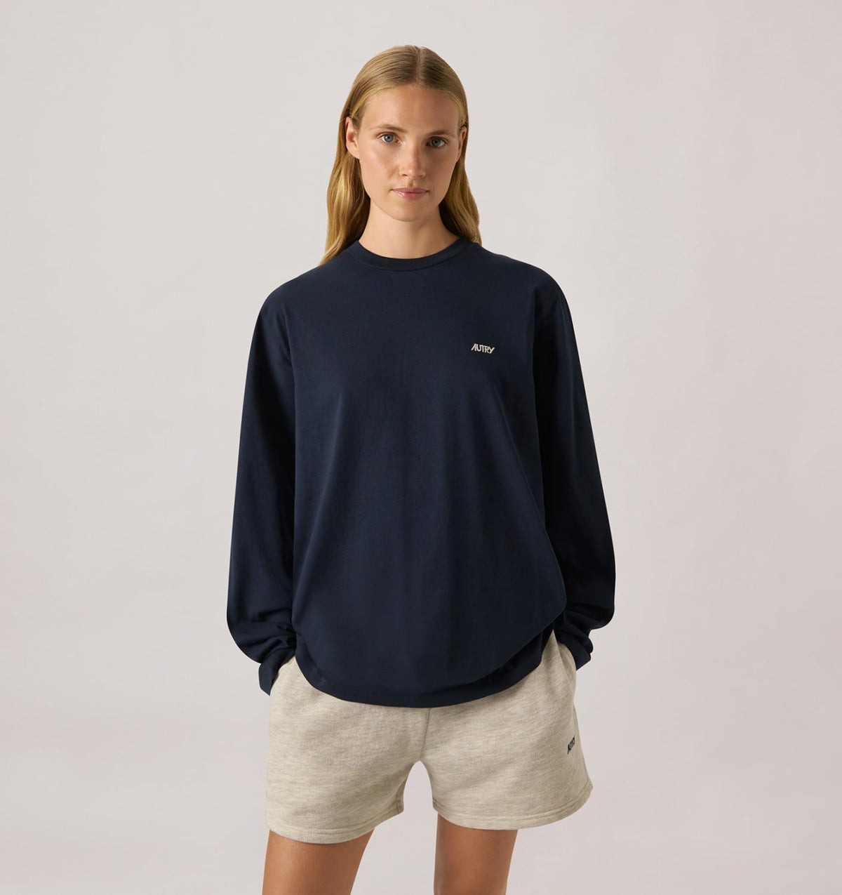 Woman|Man LONG-SLEEVE EMBROIDERED LOGO TEE UNISEX