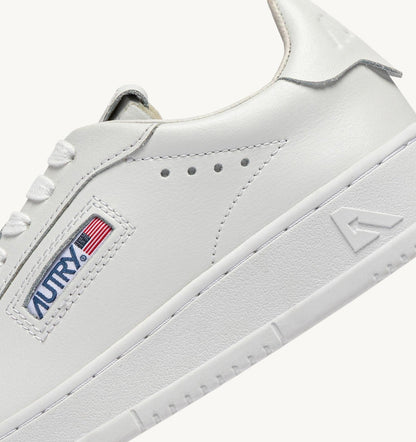 Woman DALLAS LOW SNEAKERS IN WHITE LEATHER