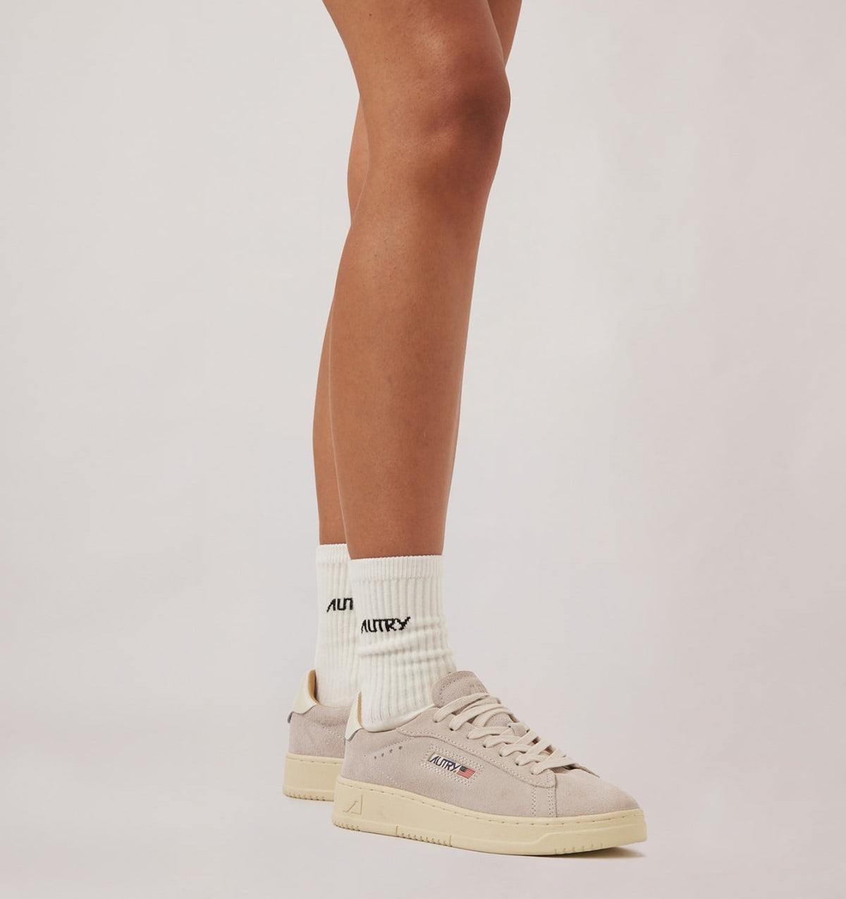 Woman DALLAS LOW SNEAKERS IN WHITE SUEDE