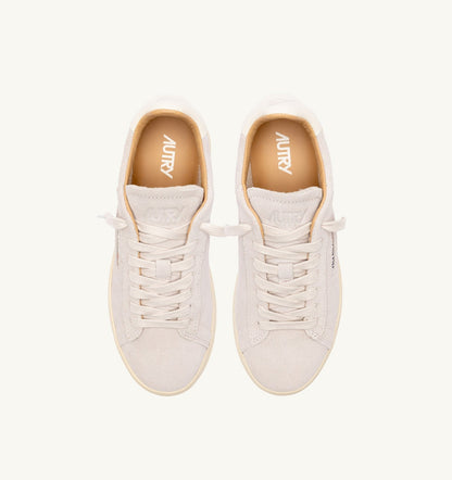 Woman DALLAS LOW SNEAKERS IN WHITE SUEDE