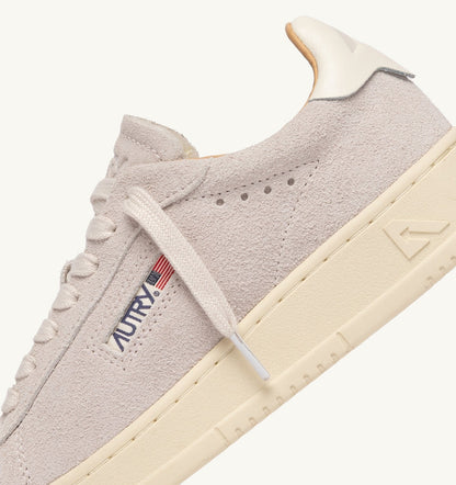 Woman DALLAS LOW SNEAKERS IN WHITE SUEDE