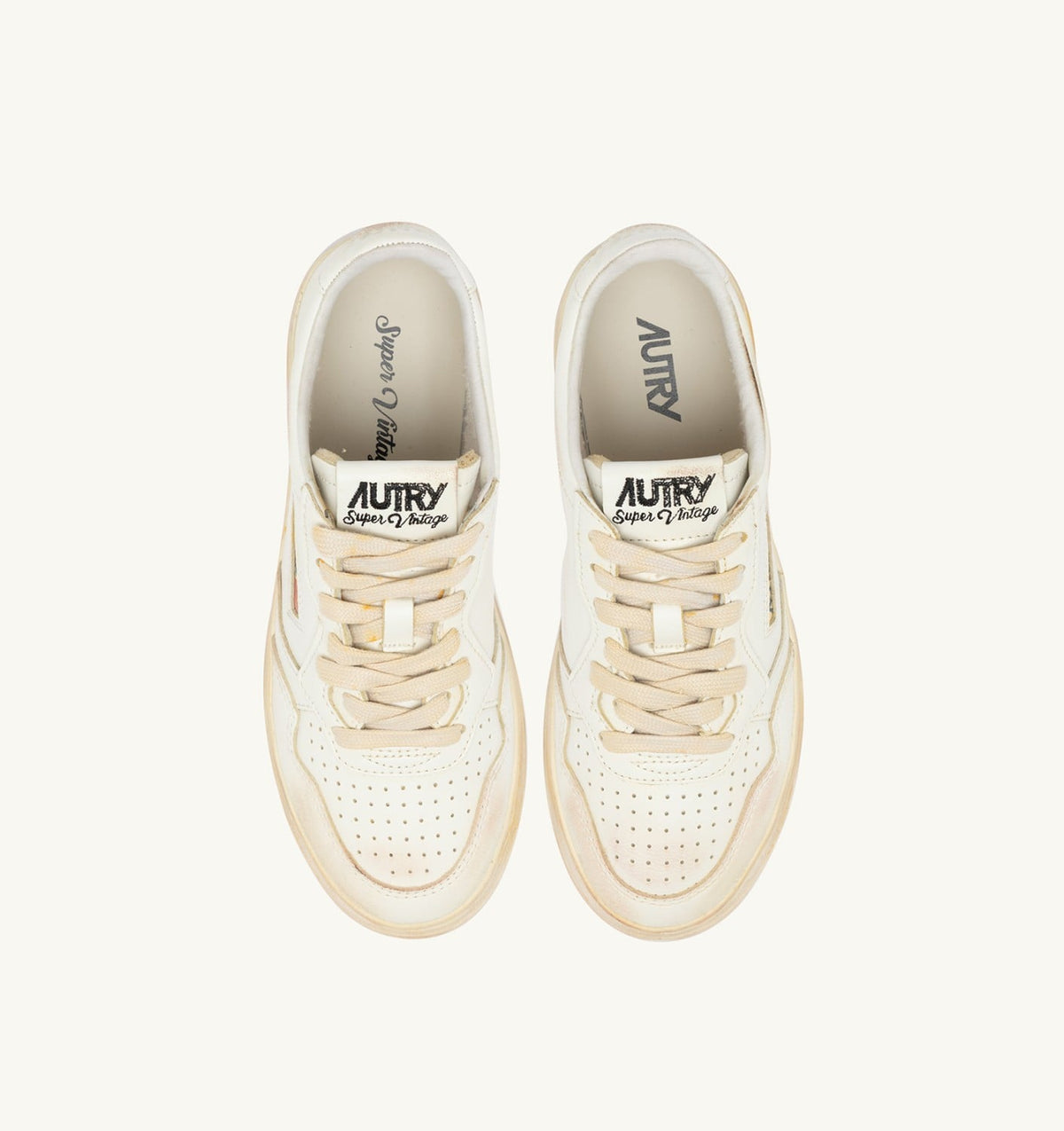 Woman MEDALIST LOW SUPER VINTAGE SNEAKERS IN WHITE LEATHER
