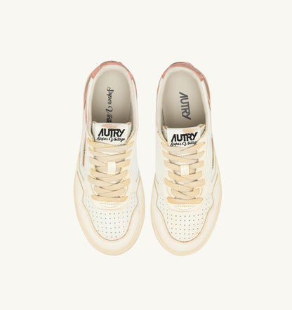 Woman MEDALIST LOW SUPER VINTAGE SNEAKERS IN WHITE SALMON AND VANILLA LEATHER
