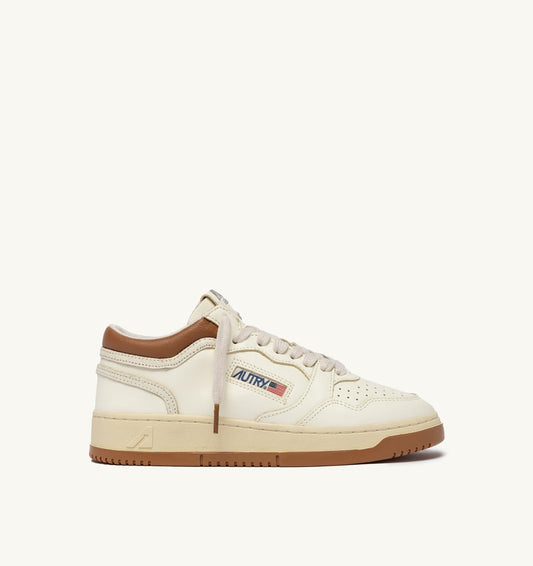 Woman MED-WAY SNEAKERS IN LEATHER COLOR MARSHMALLOW AND BROWN SUGAR