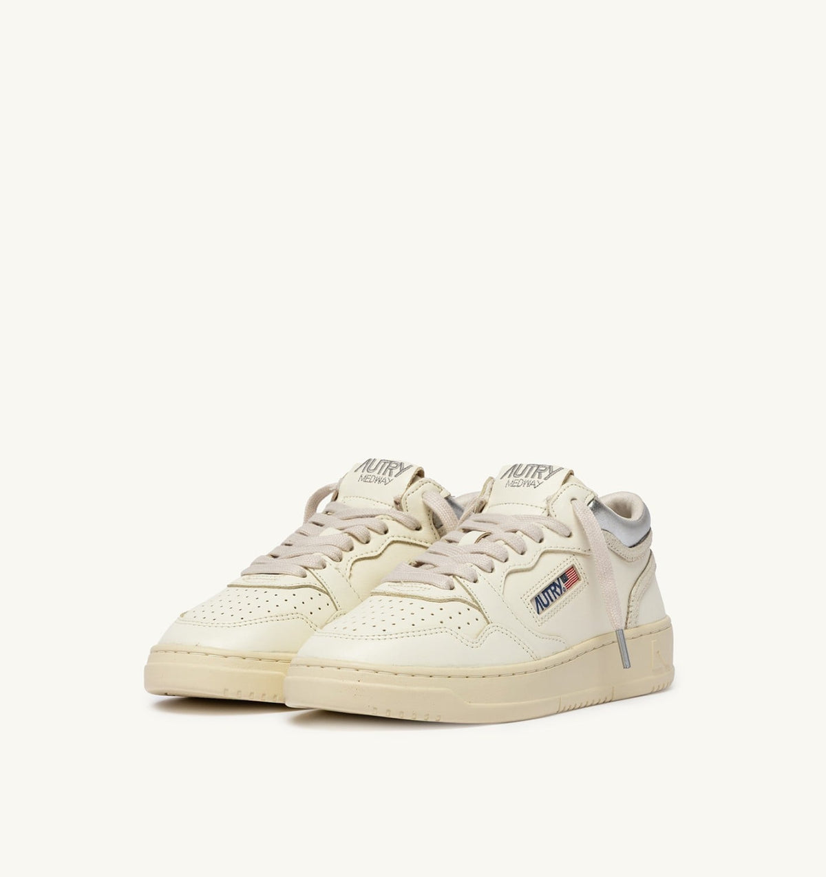 Woman MED-WAY SNEAKERS IN LEATHER COLOR MARSHMALLOW AND SILVER