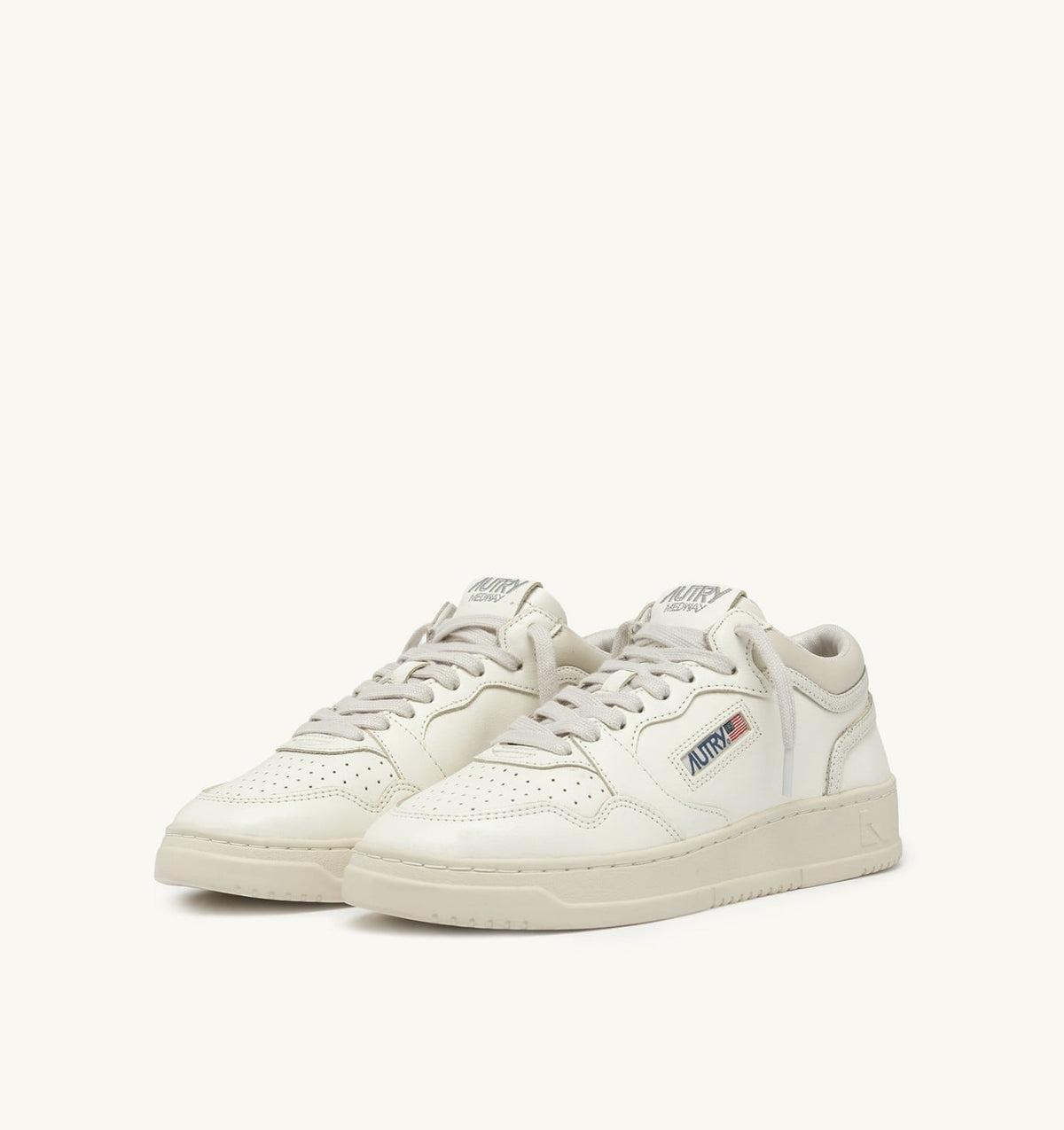 Woman MED-WAY SNEAKERS IN LEATHER COLOR MARSHMALLOW AND WHITE
