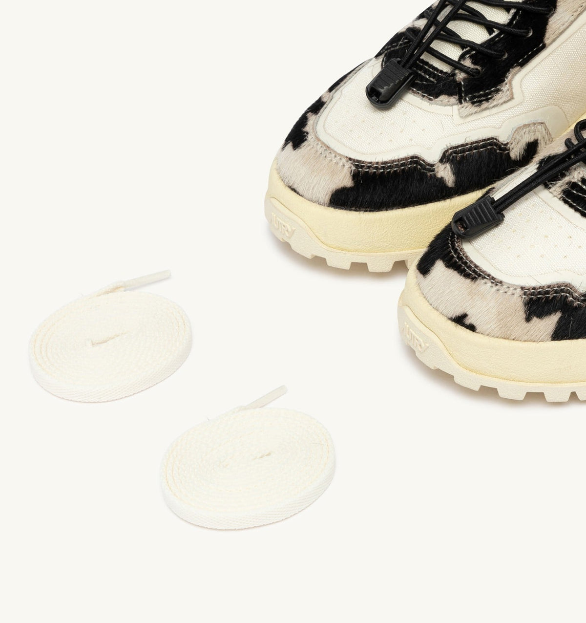 Woman WILDPACE LOW SNEAKERS IN MARSHMALLOW AND COW CORDURA AND LEATHER