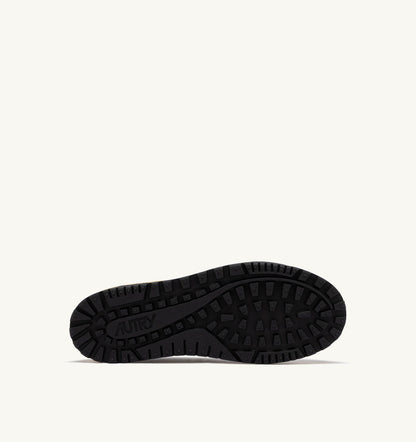 Woman WILDPACE LOW SNEAKERS IN BLACK DRAGON MESH AND SUEDE
