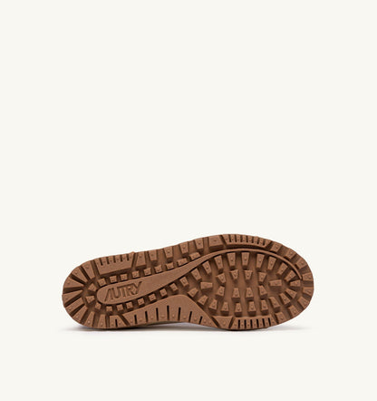 Woman WILDPACE LOW SNEAKERS IN MESH AND SUEDE COLOR MARSHMALLOW AND CIGAR